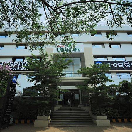 Crystal Urban Park Hotel Bhubaneswar Exterior photo