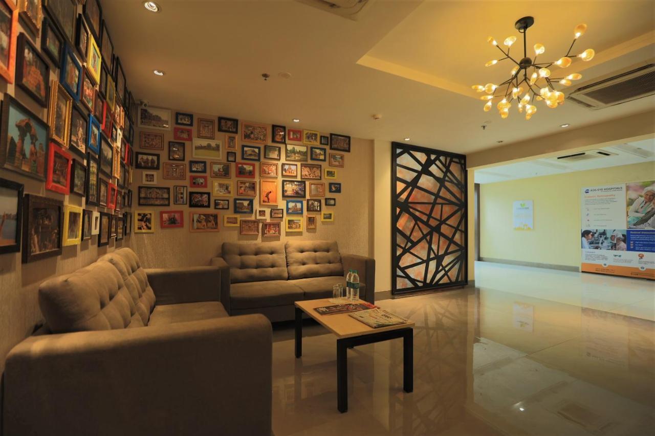 Crystal Urban Park Hotel Bhubaneswar Exterior photo